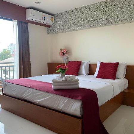 Apartament Dee Dee Mansion Airport Nai Yang Zewnętrze zdjęcie
