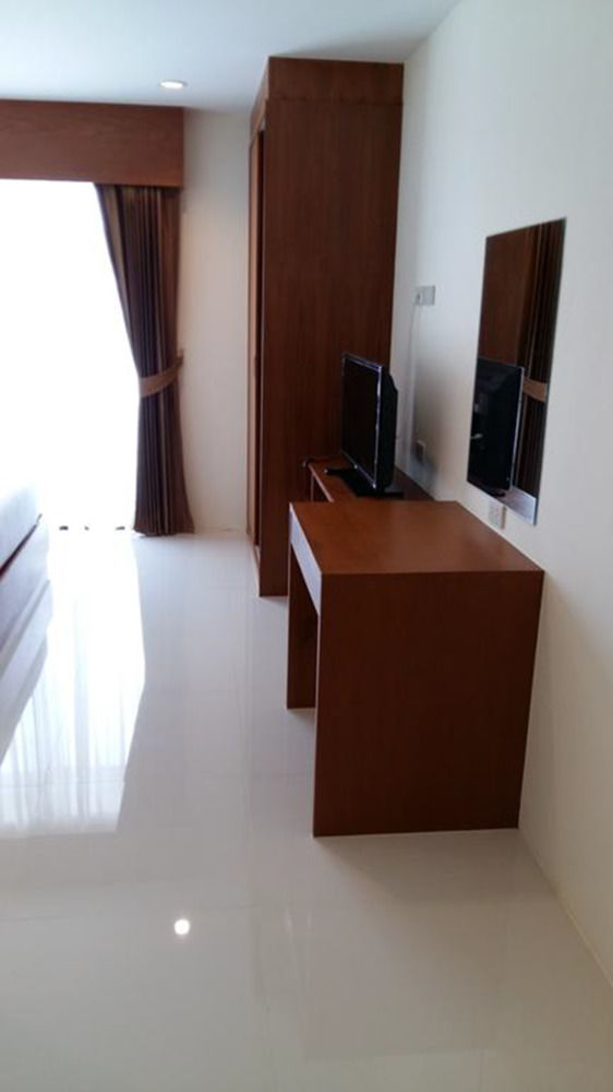 Apartament Dee Dee Mansion Airport Nai Yang Zewnętrze zdjęcie