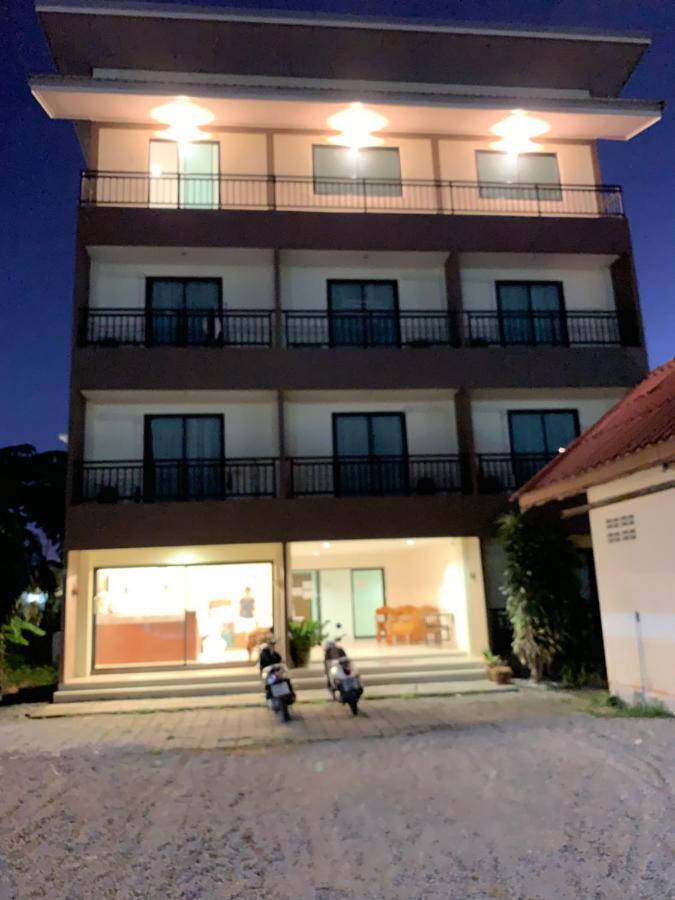Apartament Dee Dee Mansion Airport Nai Yang Zewnętrze zdjęcie